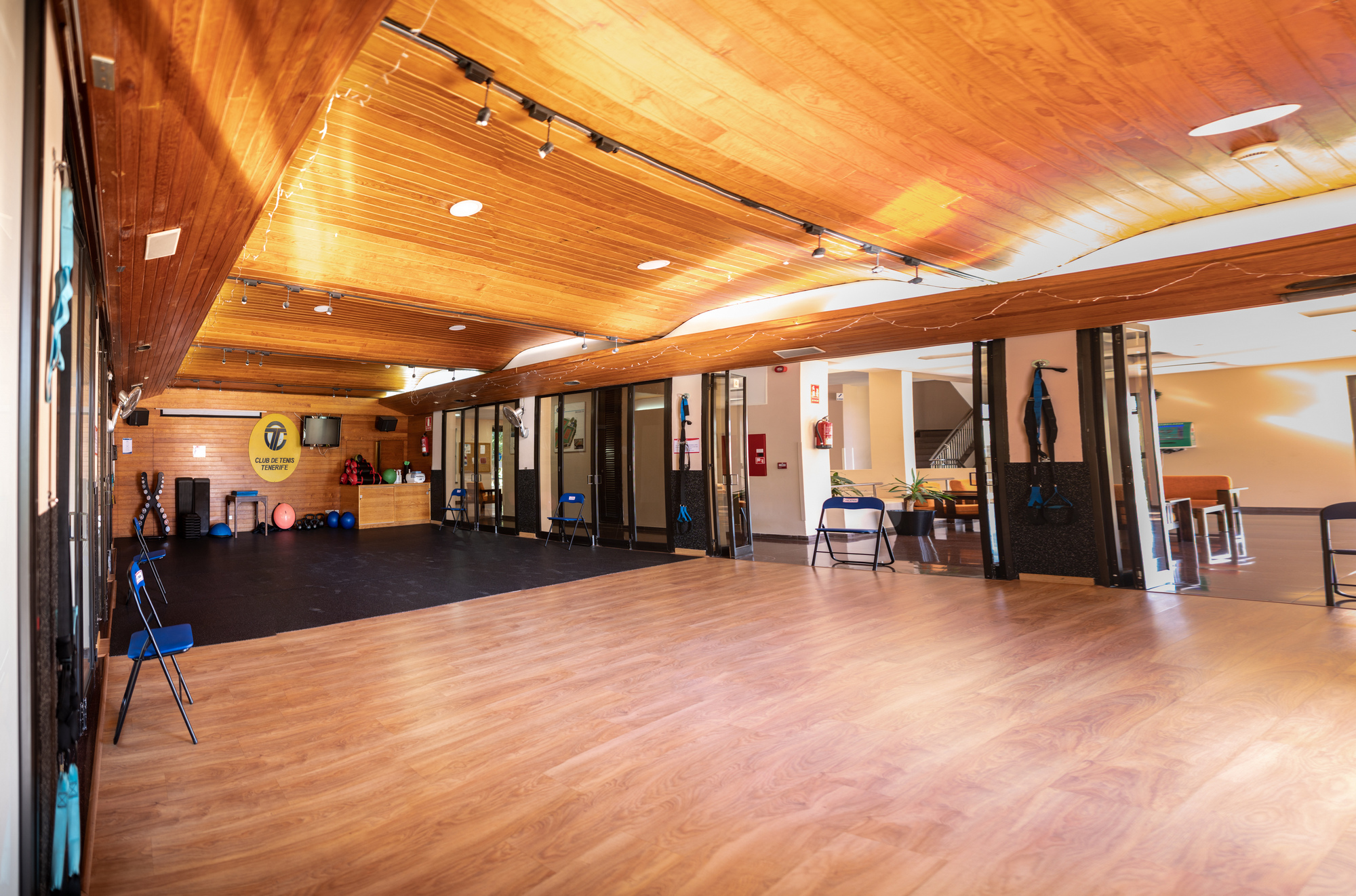 Josefir Instantes – Tenis Tf RRSS 019