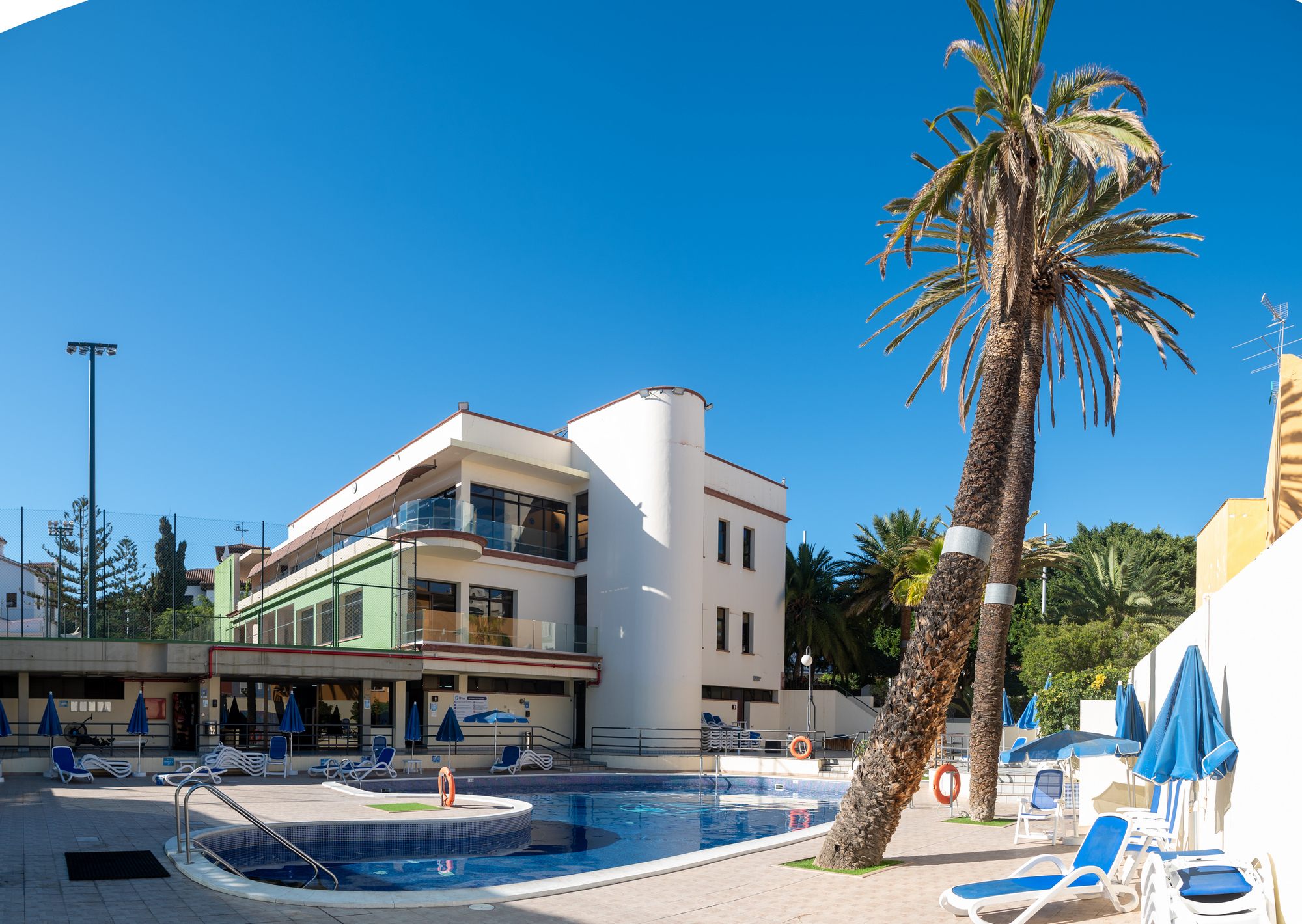 Josefir Instantes – Tenis Tf RRSS 059